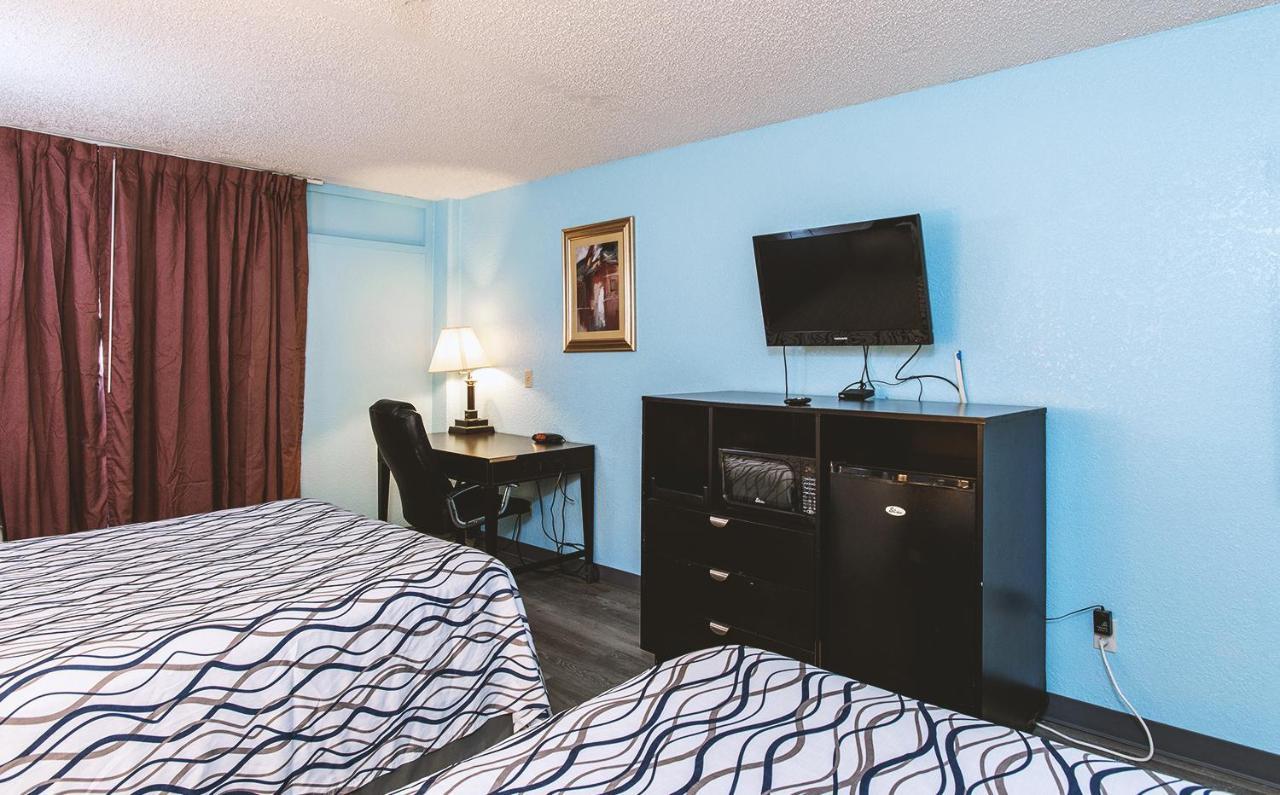 Hotel Sky-palace & East 3*